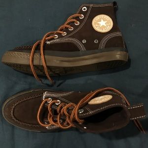 BRAND NEW Brown CONVERSE. Never worn.